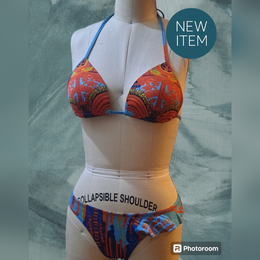 Save the Queen 2 pieces bikini small rare